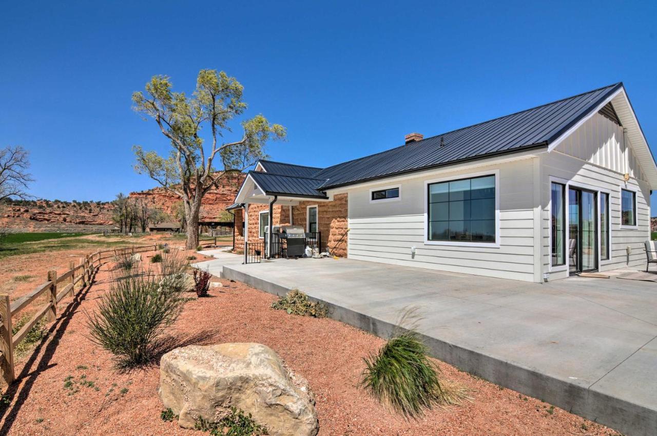 Modern Ranch House With Fire Pit And Valley Views Kanab Exterior photo